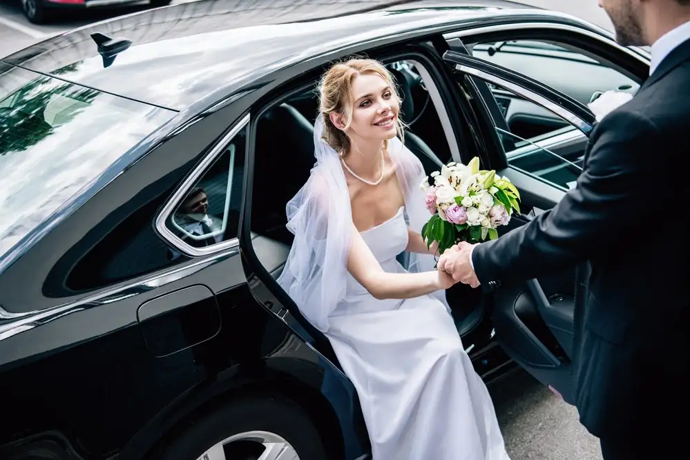 limousine service for wedding and ceremonies